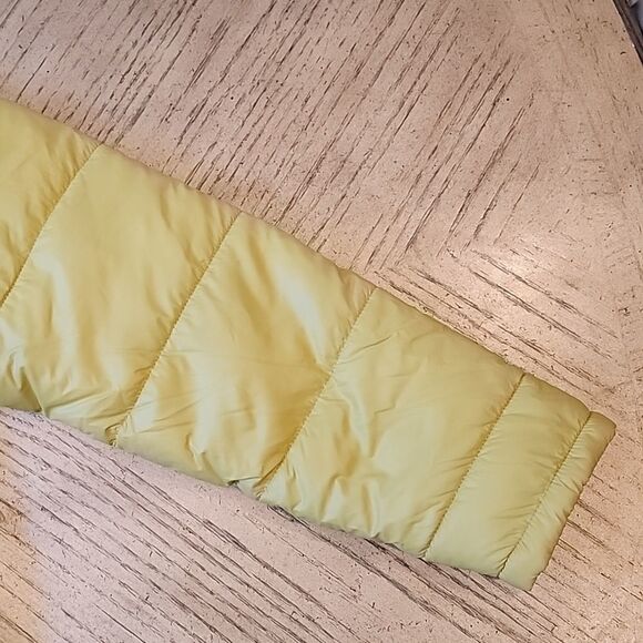 Lime Green puffer jacket size M or S NWT - Picture 8 of 12